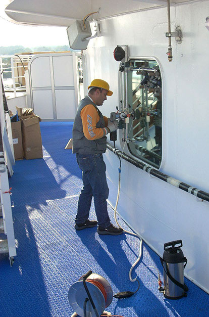 vetrox, glaskratzer, glaskratzer entfernen, glaskratzerentfernung, scratching, graffiti, glass doc, glassanierung, verkratztes glas